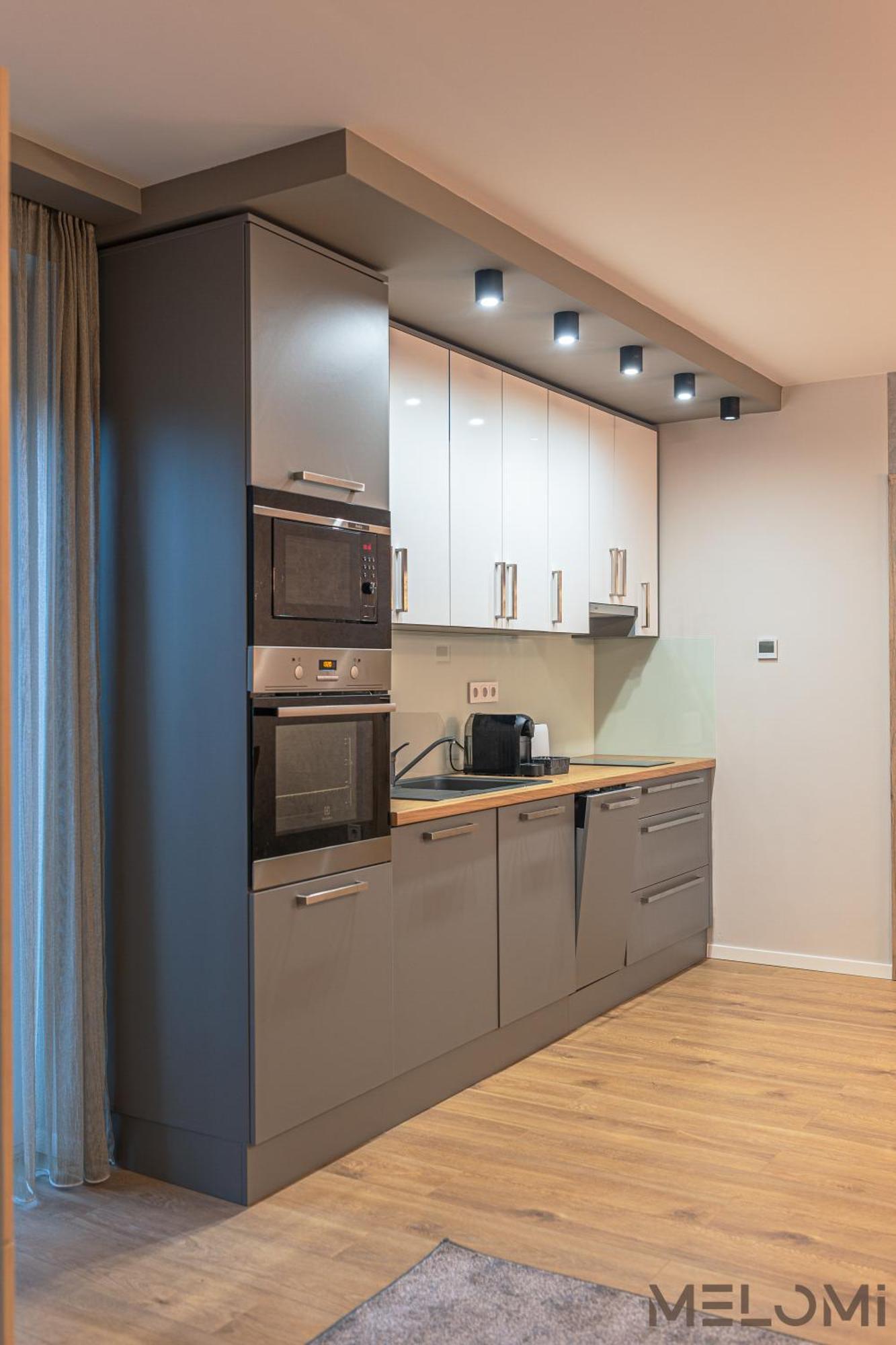 Melomi 1 Apartman Sarvar Bagian luar foto