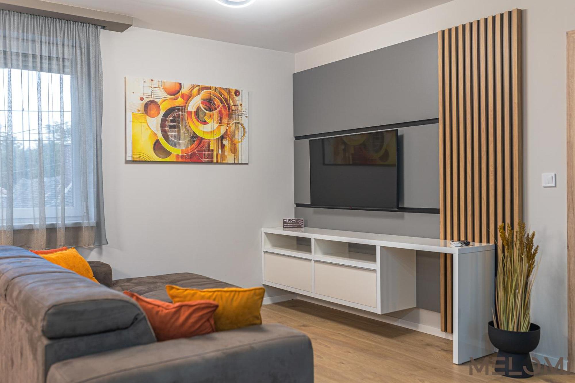 Melomi 1 Apartman Sarvar Bagian luar foto